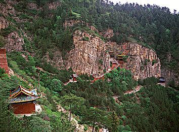 厂商警告PS5版《艾尔登法环》玩家勿用主机待机模式